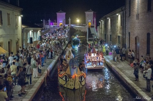 Torna la magia del Carnevale sull'acqua: una Parata di barche in festa!!